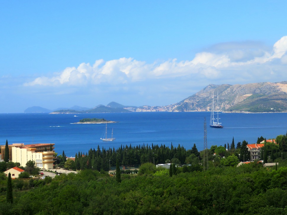 Cavtat - Blick vom Balkon nach Dubro