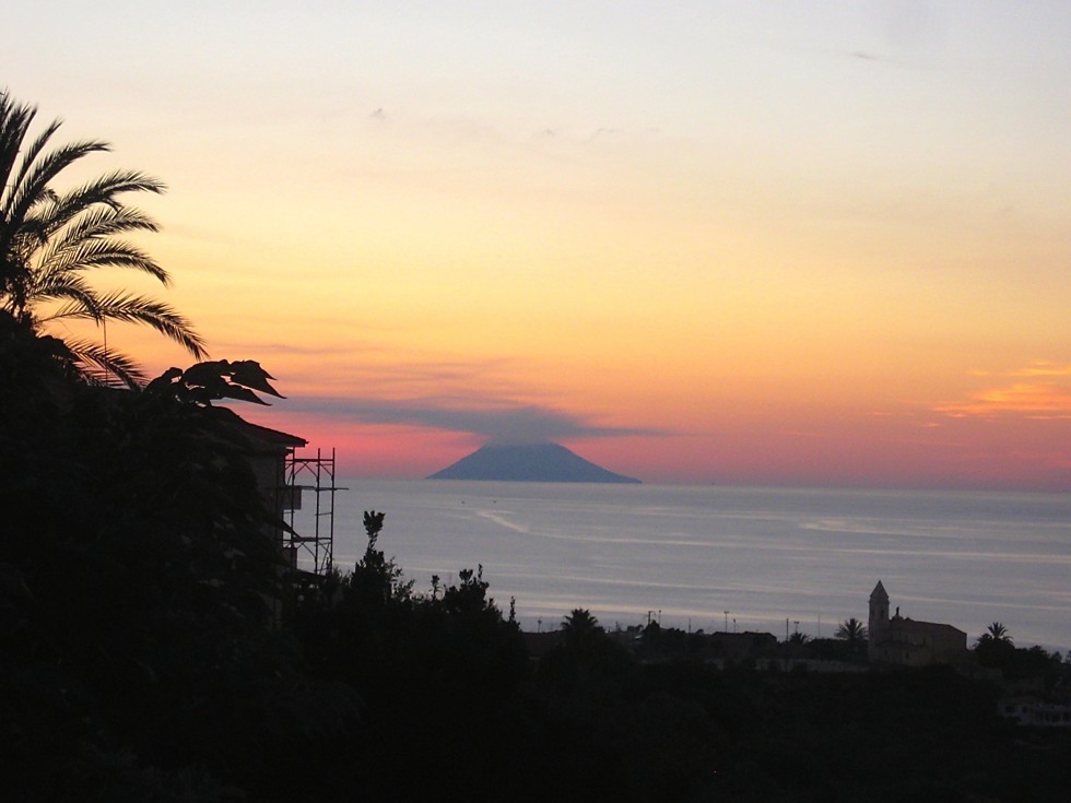 Stromboli von der Hotelterasse