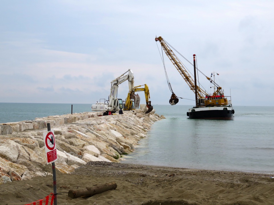 Unser Strand wird erweitert